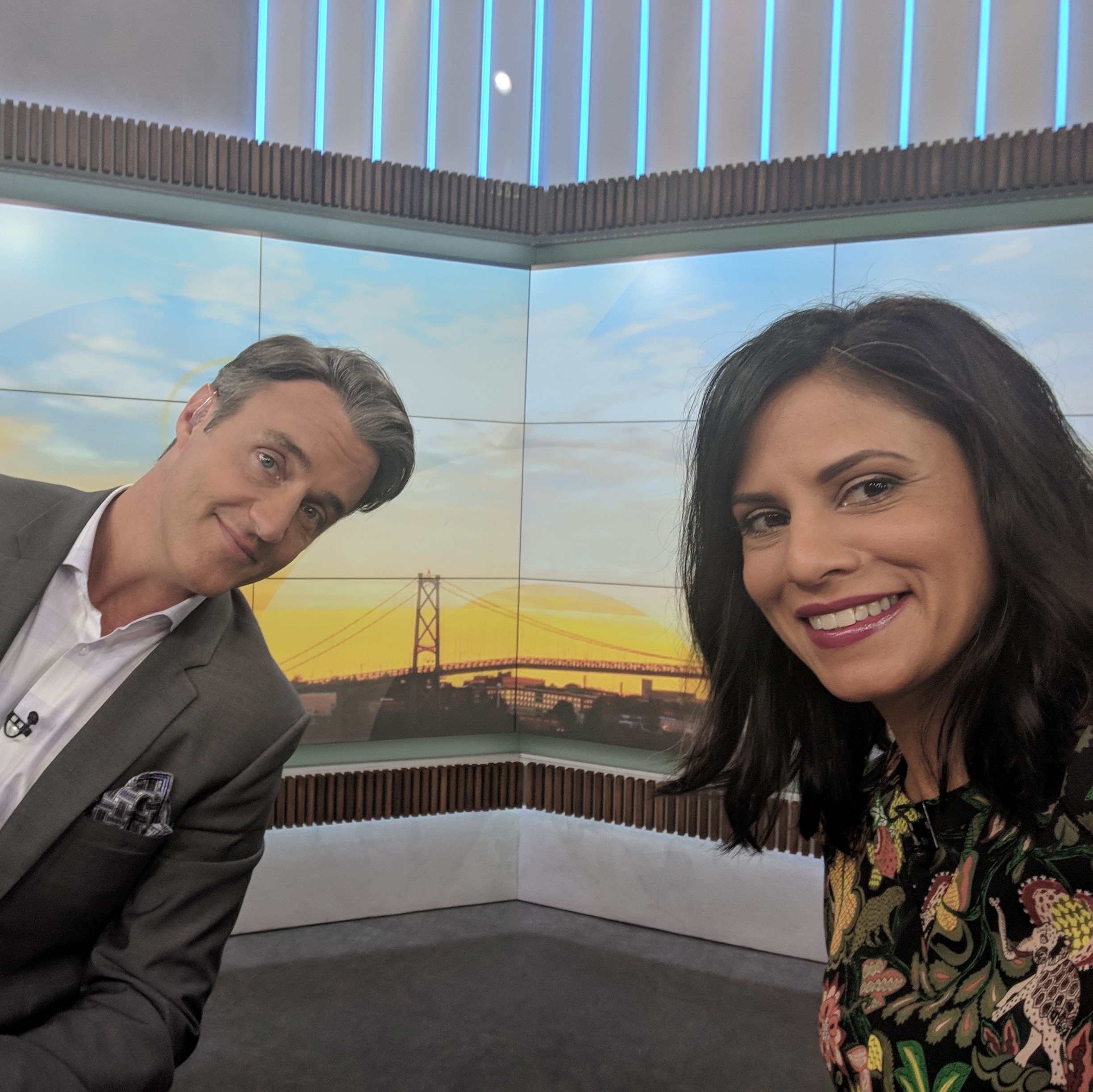 How much food should I pack in my child's lunch?